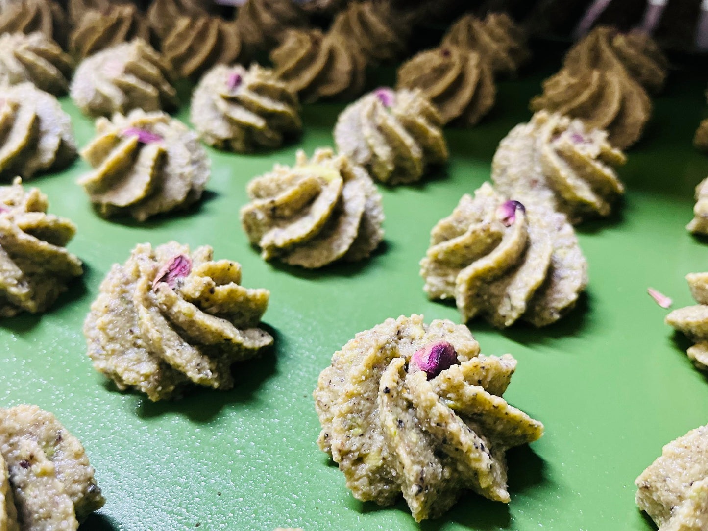 Sicilian pistachio and almond pastries, 220 g