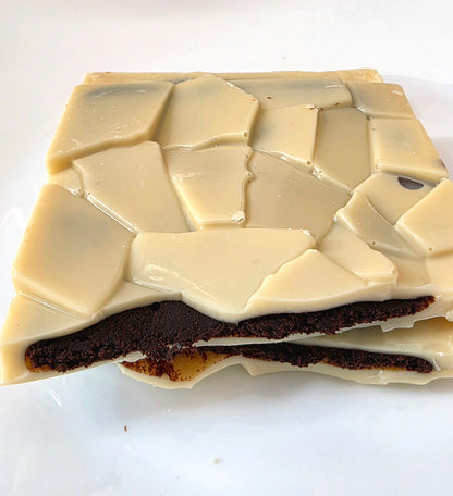 Tabulka bílé čokolády s krémovou náplní balsamického octa z třešní, 120 g