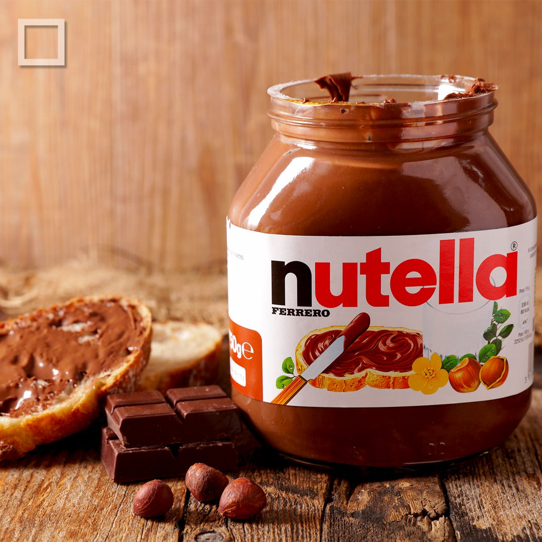 Nutella Ferrero Brotaufstrich mit Haselnüssen und Kakao, 950 g