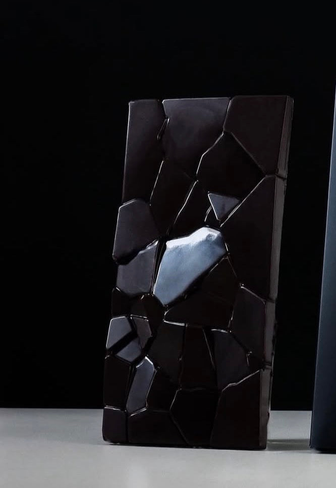 Dunkleschokoladentafel gefüllt mit Kirsch-Balsamico-Creme, 120 g